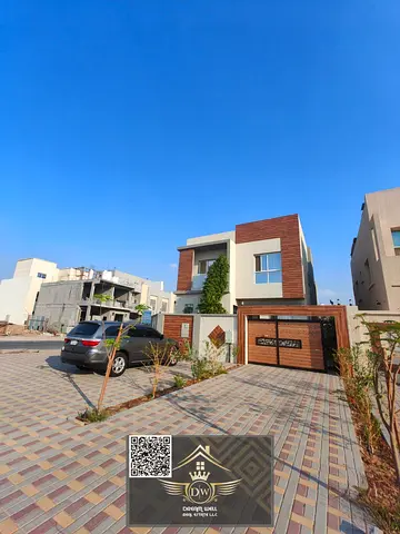 5 MASTER BEDROOM VILLA FOR SALE IN AL YASMEEN