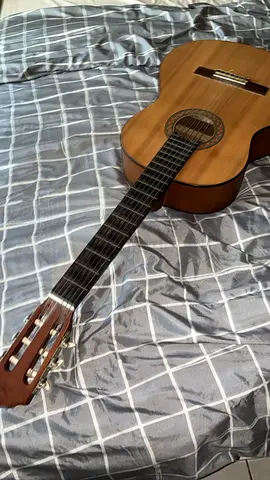 Guitar for sale