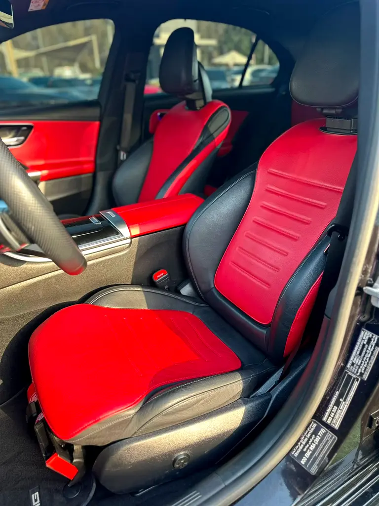 Mercedes-Benz C-Class 2024