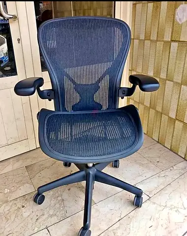 Herman Miller Aeron chair for selling.good condition only little use