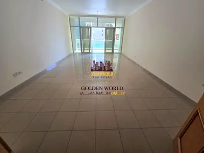 للإيجار السنويالمجاز 3  غرفتان وصالة مع تكييف مجاني  استمتع بالسكن في شقة واسعة بتشطيبات مميزة في موقع حيوي بالمجاز 3. تضم غرفتي ماستر، 3 ح