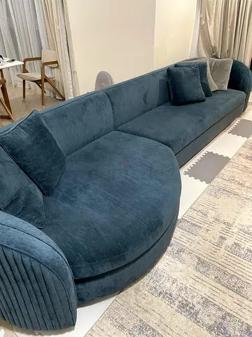 2XL 5-6 seater blue sofa with curved ends and cushions