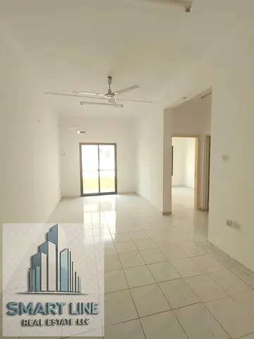 HOT OFFERS 1BHK WITH BALCONY OUTSIDE FREE PARKING AVAILABLE FAMILY BUILDING RENT ONLY 22K