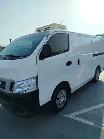 2015 Nissan URVAN — фото 9