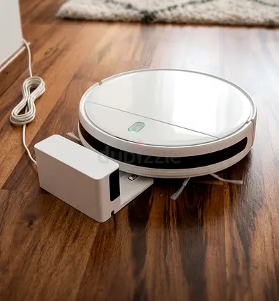 Xiaomi Smart Robot Vacuum Cleaner with Charging Dock – Pristine Condition