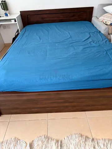 Queen wooden bed frame with headboard - dark walnut finish