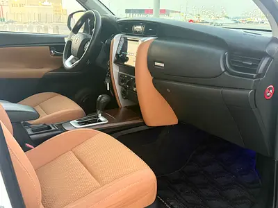 2016 Toyota FORTUNER 照片 14