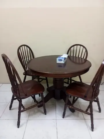 Solid Wood Round Dining Table with 4 Chairs - Classic Dark Finish