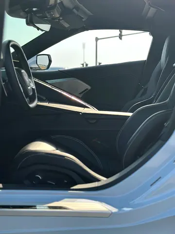 صورة 13 لـ 2020 Chevrolet CORVETTE