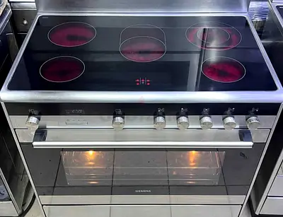 Siemens iQ 500 cooker electric ceramic 90cm same like new condition and excellent working