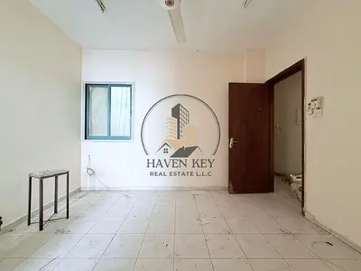 SPACIOUS ONE BEDROOMHALL // PRIME LOCATION // FAMILY BUILDING // REASONABLE PRICE // EASY ACCESS TO