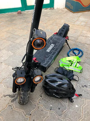 Negotiable❗️Winner Sky E10 Pro Electric Scooter + Full Safety Bundle (Helmet, Lock, Vest, Charger)