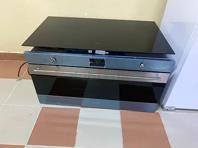 Smeg brand new 90cm built-in  electric oven and electric cook top