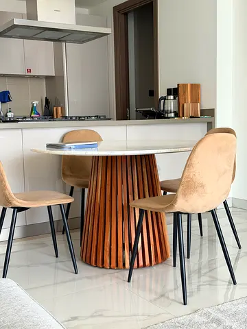 4 upholstered chairs and wooden base