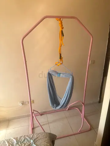 Cradle with stand