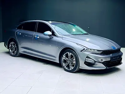 صورة 3 لـ 2022 KIA K5