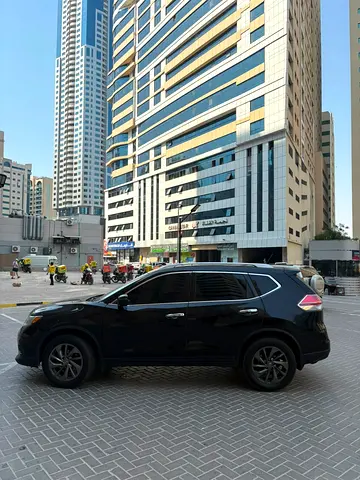 Nissan Rogue SV 2016 American Specs