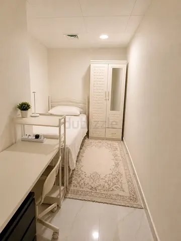 Mini master bedroom available in Al Hisn
