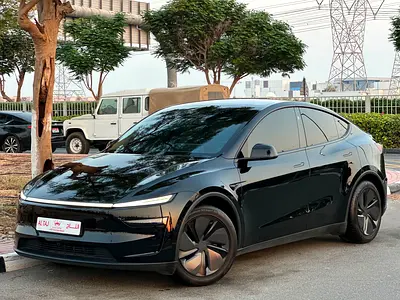TESLA MODEL Y LONG RANGE 2025 GCC UNDER WARRANTY FULL OPTION