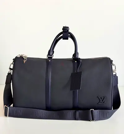 Louis vuitton mens leather duffle bag