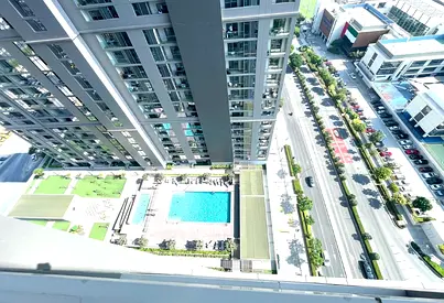 UNFURNISHED - HIGH FLOOR - READY TO MOVE IN