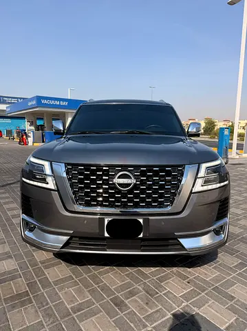 2023 Nissan Patrol LE Platinum City | Under Al Rostomani warranty | Full Rostomani Service History