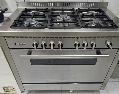 Stainless Steel 6-Burner Gas Cooker with Oven - Used