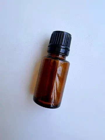 15 ml Amber Glass Dropper Bottles with Tamper-Evident Caps / 138 pieces