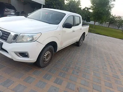 Nissan Navara 4x4 SE – First Owner – Genuine KM – Excellent Condition – AED 33,000