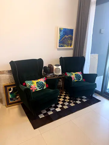 Arm chair