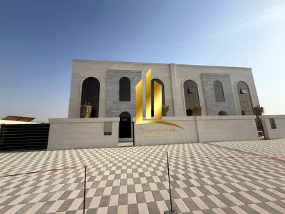 Luxury villas for sale in Mazra'a - Commercial and residential permit - Main street 36m
