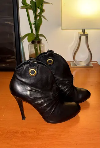 Guess - Genuine Leather Boots