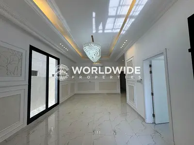 فيلا عائلية واسعة من طابقين (أرضي + أول) في الياسمين - 5 غرف نوم مع حمامات ملحقة، مجلس، وصالة.