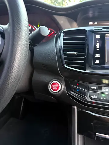 2017 Honda ACCORD 缩略图 12