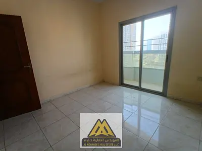 غرفتين وصاله مساحه كبيره مع بلكونه باطلاله بمنطقة النعيميه1 قريب من مدرسة الحكمه بجوار جميع الخدمات