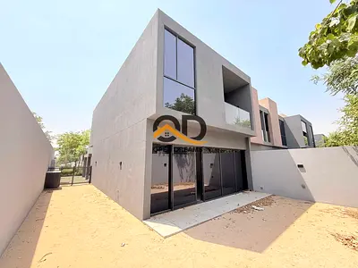 Premium 3BR Corner Townhouse for Sale in Robinia | Premium Family Community |