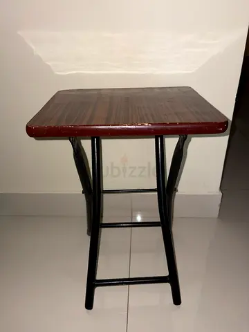 Small wooden chair / stool with metal legs