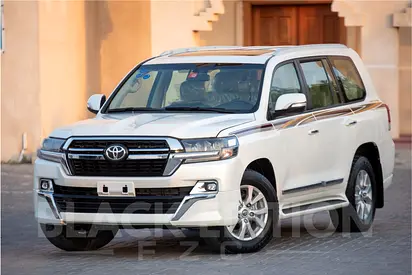 TOYOTA LAND CRUISER GXR V8 2020