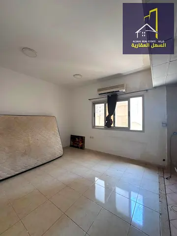 🏡 Studio Apartment for Rent – Al Ghuwair, Sharjah ✨ Annual Rent: AED 17,000