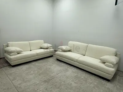 Like new condition Natuzzi 3+2 seater sofa