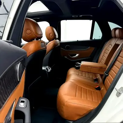 صورة 8 لـ 2018 Mercedes-BENZ GLC