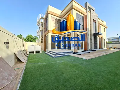 New 5bhk villa Garden Area Near Shakh Zayd Road 150k