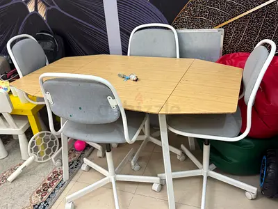 Light Wood Finish Extendable Table with White Metal Legs