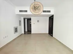LAVISH 1BHK LIKE NEW ON PRIME LOCATION WITH PARKING
