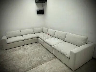 Same like new condition the one brand sofa