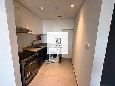 Specious luxury apartment for rent
