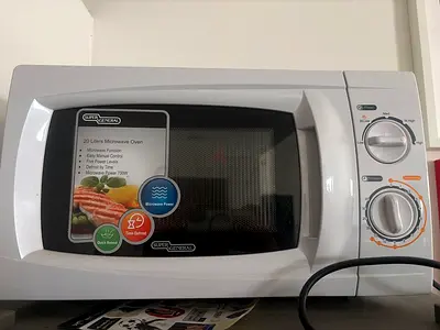 Used 20L Countertop Microwave Oven - Manual Dial Controls