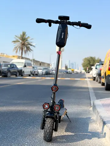 Electric Scooter Crony T4 Big Display with Dual Suspension and Off-road Tyres — Good Condition