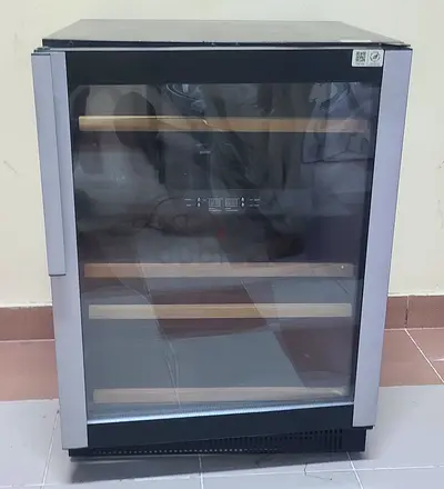 Vestfrost wine fridge dual temperature