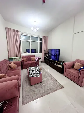 🏡 For Sale – 2 Bedroom Apartment | Golf Tower – Ajman